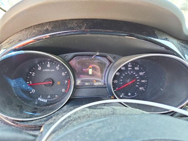2016 KIA SEDONA EX - Middle level — ODOM