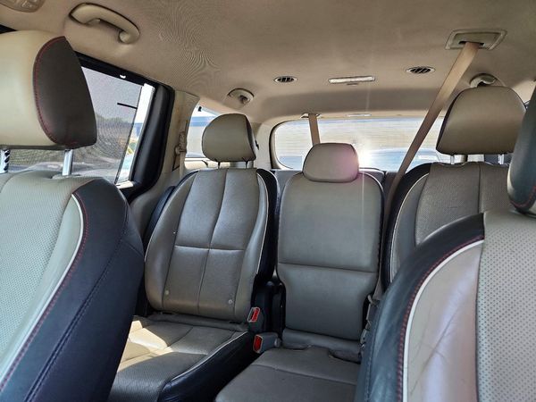 2016 KIA SEDONA EX - Middle level — SUVN