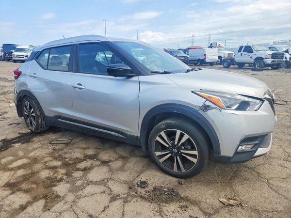 2019 NISSAN KICKS