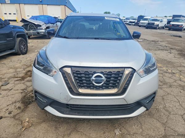 2019 NISSAN KICKS