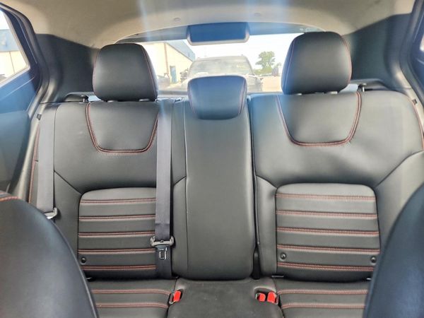2019 NISSAN KICKS