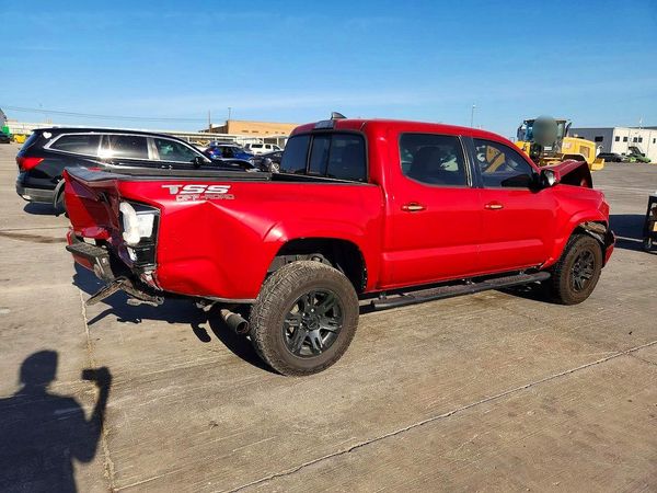 2019 TOYOTA TACOMA SR5
