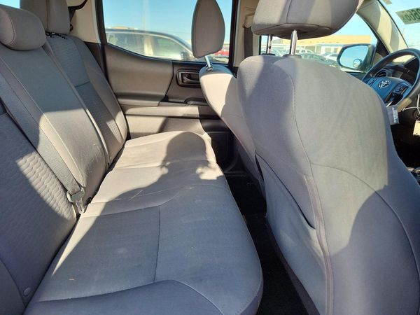 2019 TOYOTA TACOMA SR5