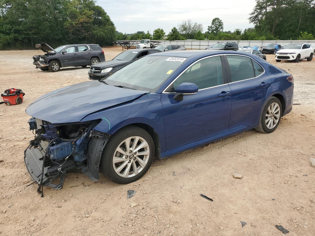 2023 TOYOTA CAMRY