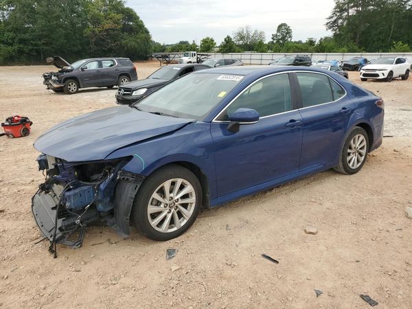 2023 TOYOTA CAMRY