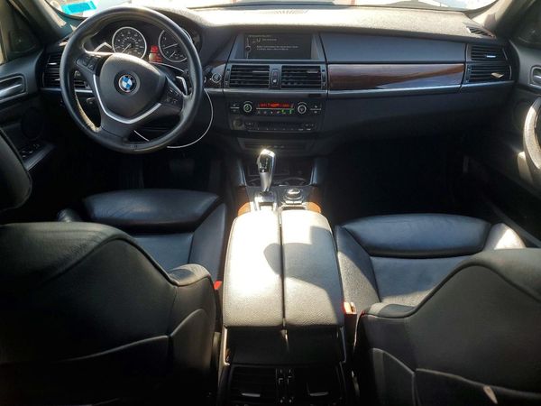 2012 BMW X6 xDrive50i