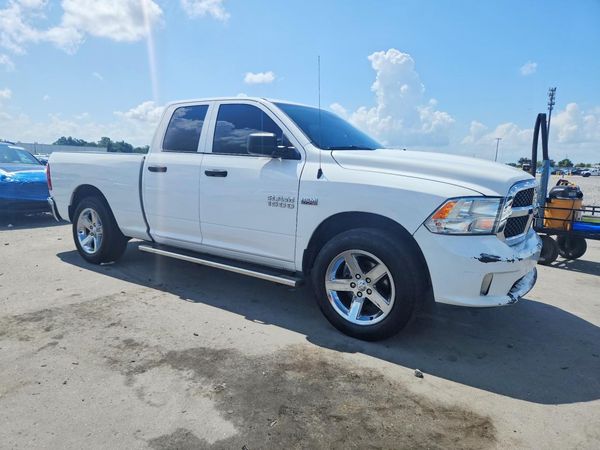 2017 RAM 1500 ST QUAD CAB 4X4