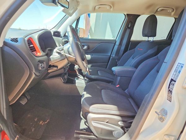 2023 JEEP RENEGADE TRAILHAWK 4X4