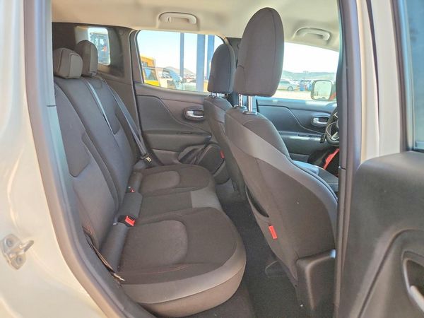 2023 JEEP RENEGADE TRAILHAWK 4X4