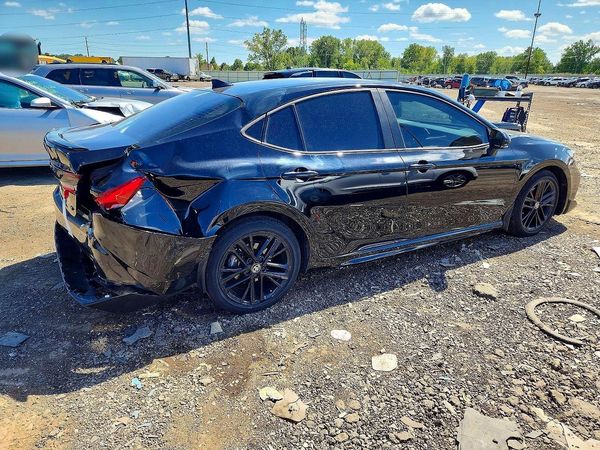 2025 TOYOTA CAMRY