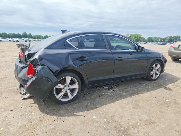 2013 ACURA ILX 20 TECH