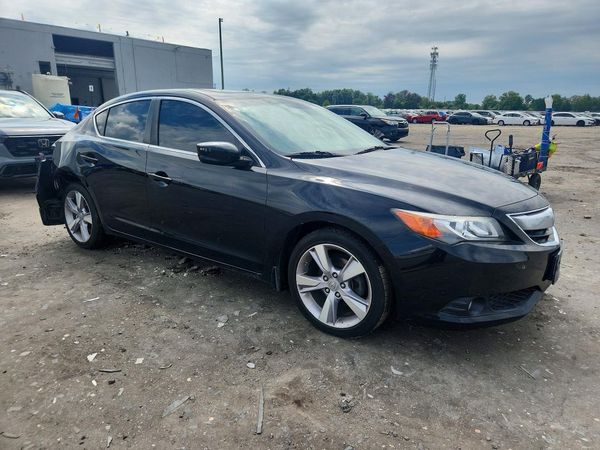 2013 ACURA ILX 20 TECH