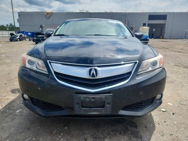 2013 ACURA ILX 20 TECH