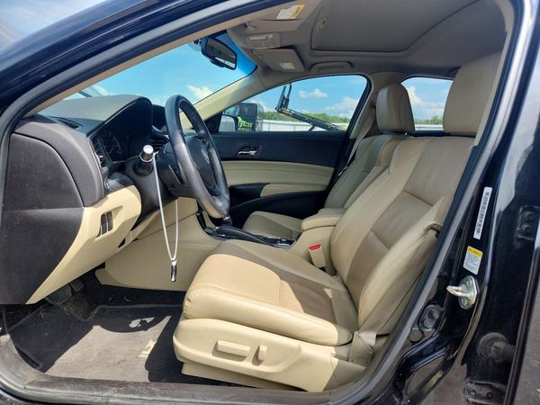 2013 ACURA ILX 20 TECH