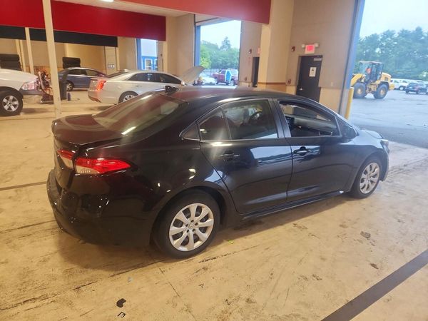 2022 TOYOTA COROLLA