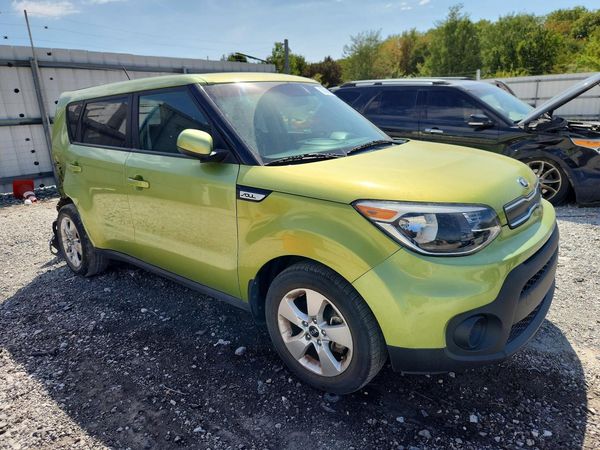 2018 KIA SOUL Base