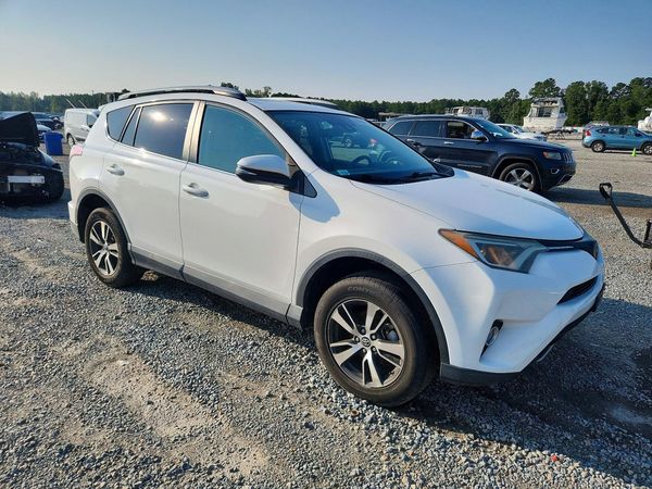2018 TOYOTA RAV4 Adventure/XLE