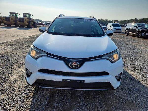 2018 TOYOTA RAV4 Adventure/XLE