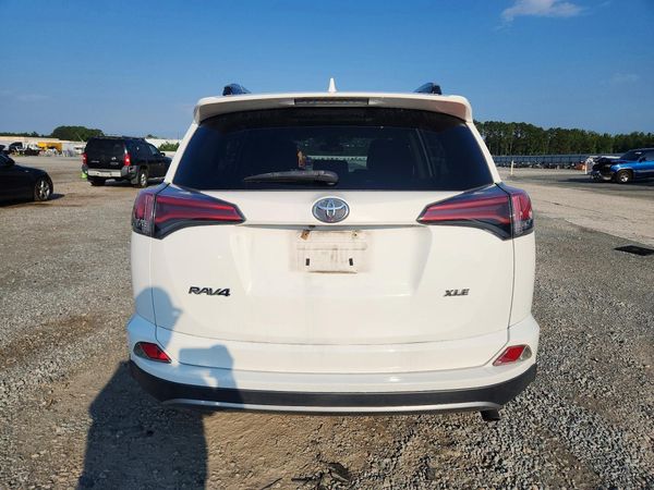 2018 TOYOTA RAV4 Adventure/XLE