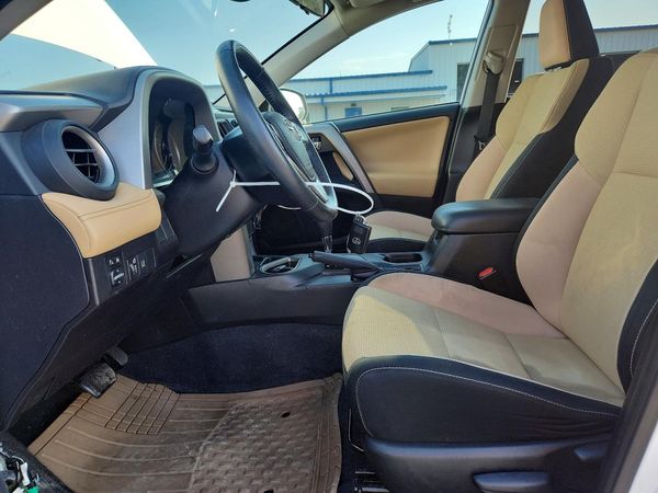 2018 TOYOTA RAV4 Adventure/XLE