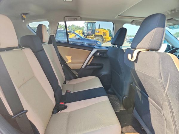 2018 TOYOTA RAV4 Adventure/XLE