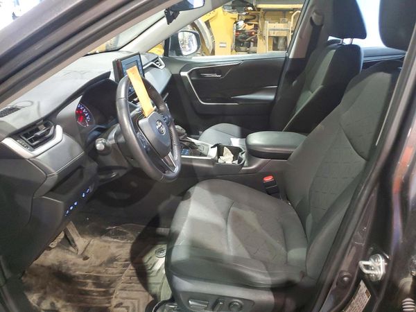 2021 TOYOTA RAV4 XLE HV