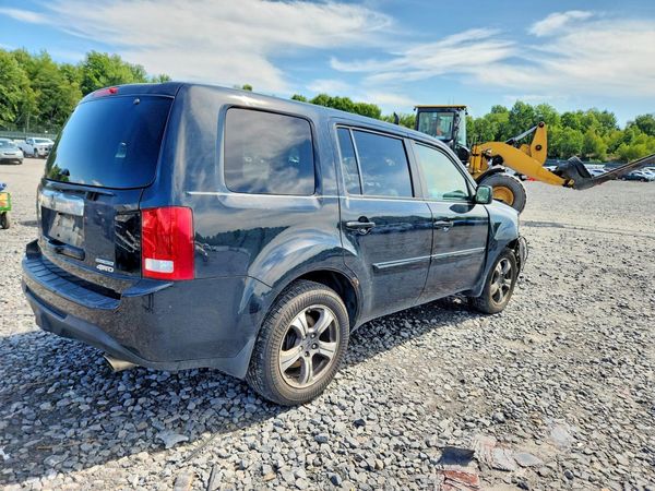 2015 HONDA PILOT SE — PSRA