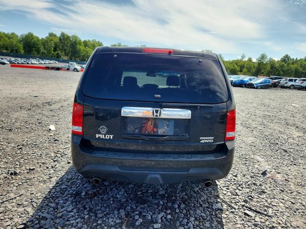 2015 HONDA PILOT SE — DIRR