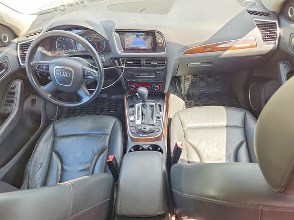 2012 AUDI Q5 Premium Plus