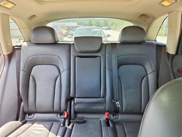 2012 AUDI Q5 Premium Plus