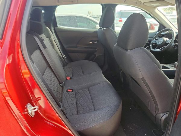 2025 NISSAN KICKS SV