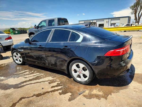2017 JAGUAR XE