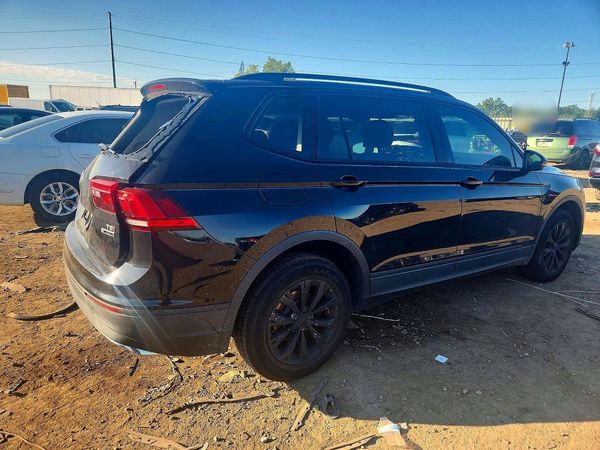 2018 VOLKSWAGEN TIGUAN 4Motion S