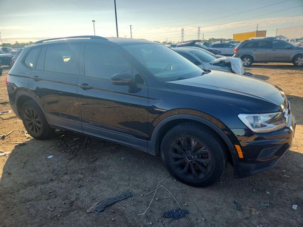2018 VOLKSWAGEN TIGUAN 4Motion S