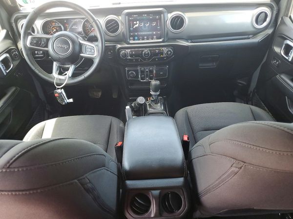 2022 JEEP WRANGLER UNLIMITED Unlimited Sahara