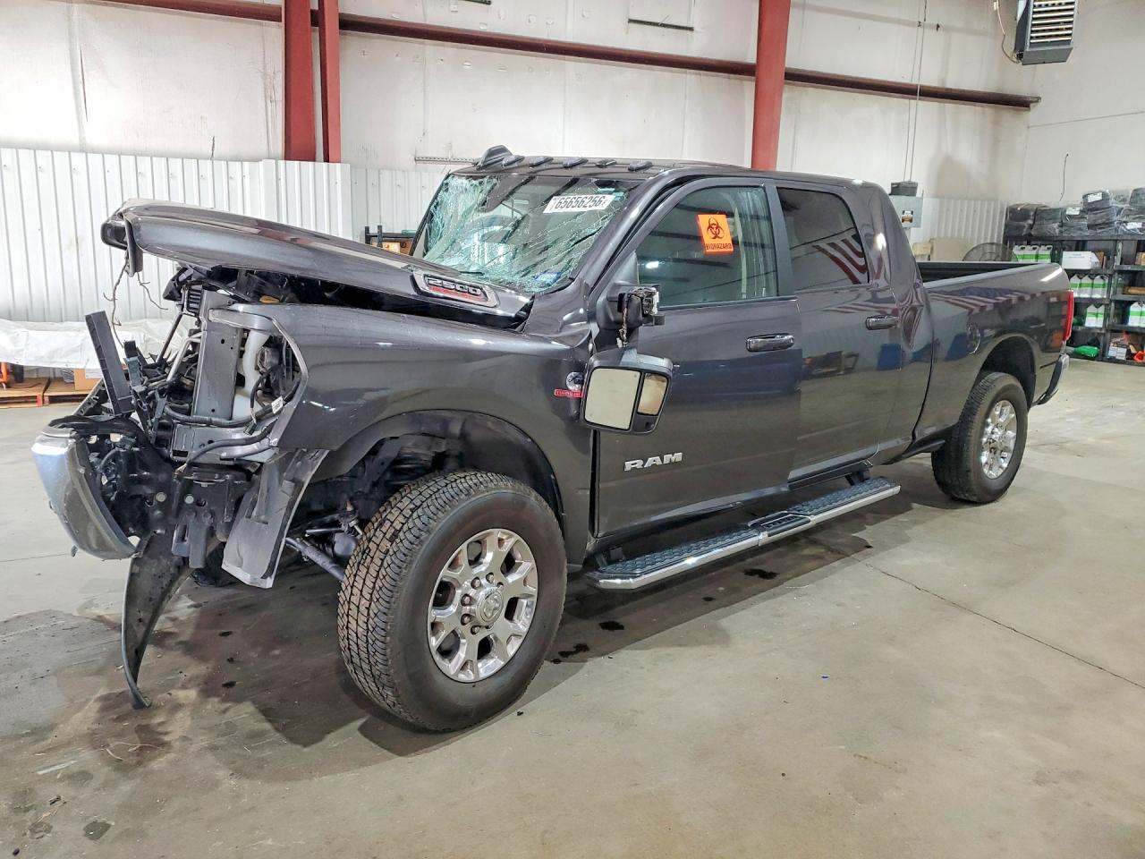 2024 RAM 2500 Laramie — Front 3/4