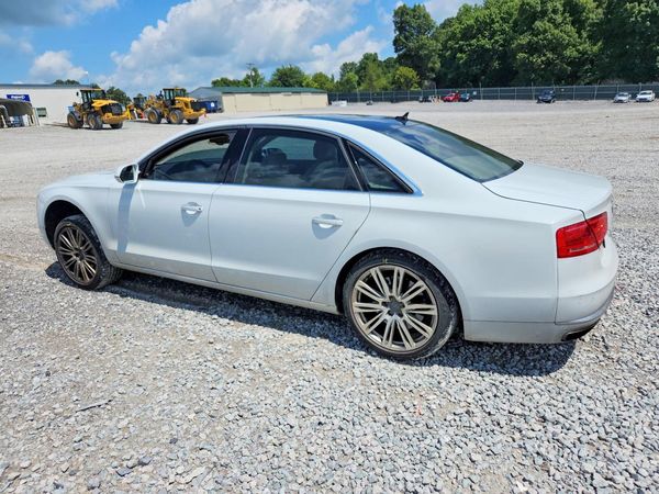 2014 AUDI A8