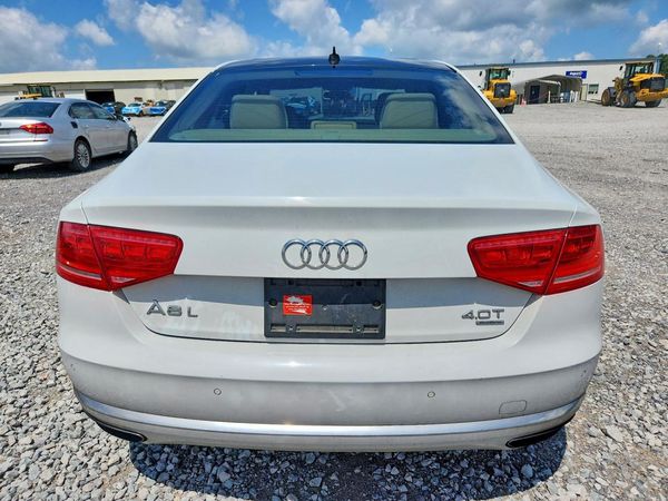 2014 AUDI A8
