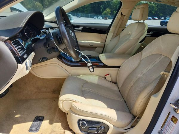 2014 AUDI A8