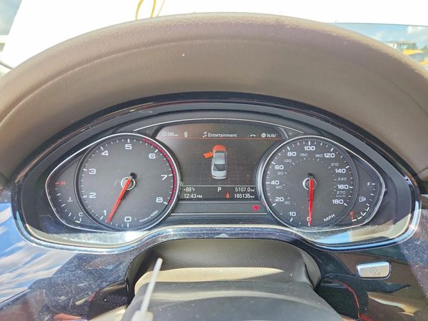 2014 AUDI A8