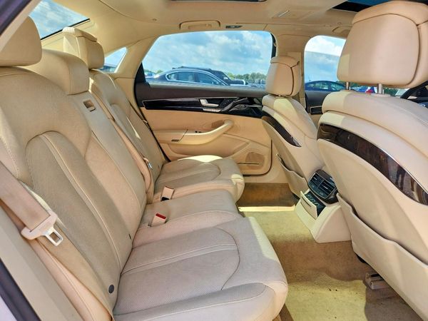 2014 AUDI A8