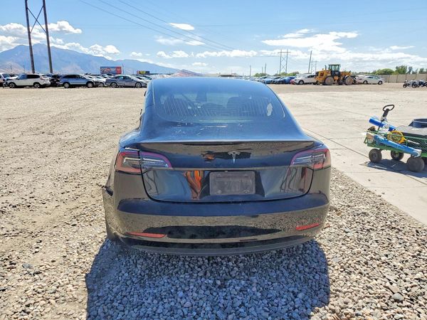 2018 TESLA MODEL 3 — DIRR