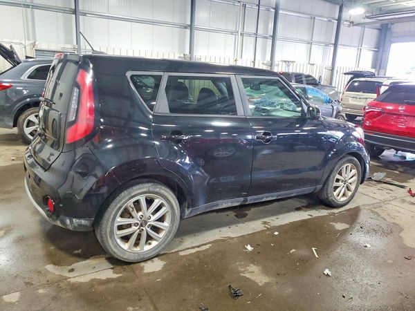 2017 KIA SOUL Plus