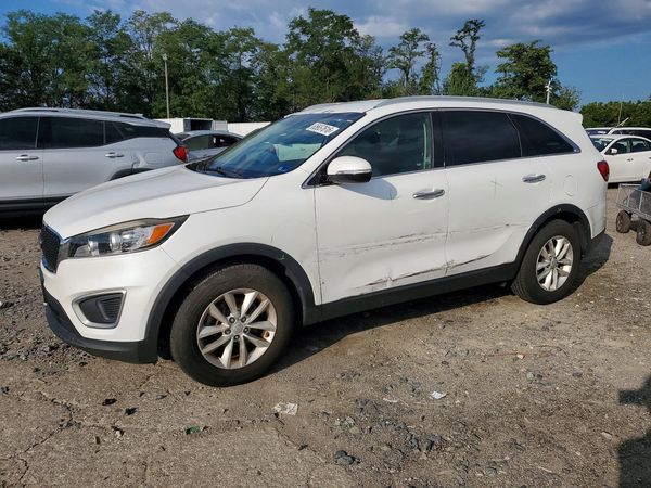 2016 KIA SORENTO L / LX