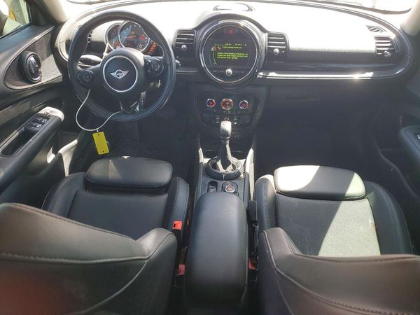 2017 MINI COOPER