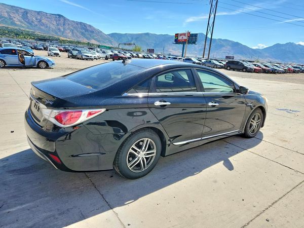 2012 HYUNDAI SONATA Middle level — PSRA