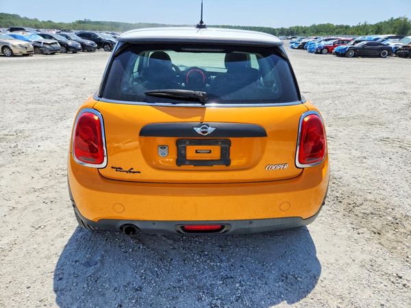2015 MINI COOPER