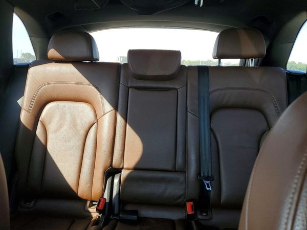 2013 AUDI Q5 Premium Plus