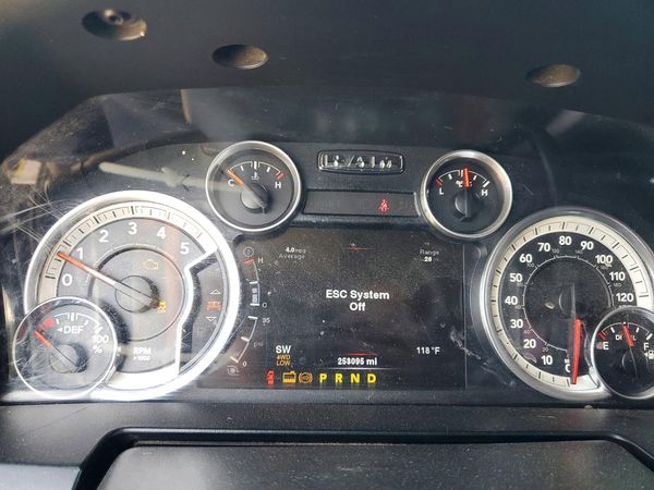 2014 RAM 2500 LARAMIE CREW CAB 4X4