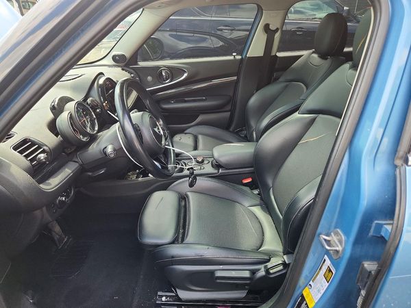 2018 MINI COOPER